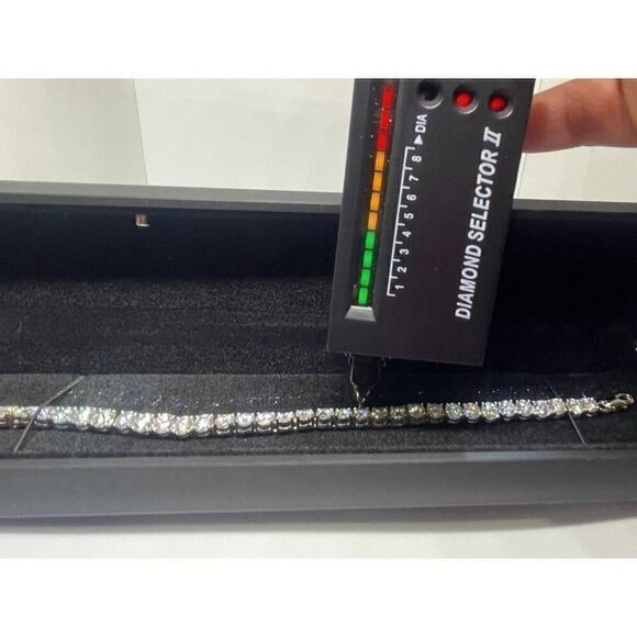 Moissanite Diamond Tennis Bracelet 3mm Adjustable 18K Brilliant Cut 7 In" - Picture 5 of 11
